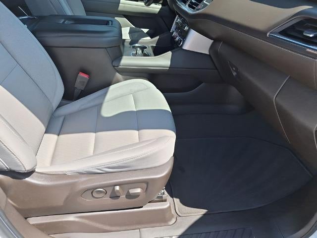 2022 GMC Yukon XL 2WD 4dr SLE