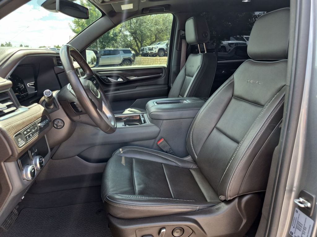 2022 GMC Yukon XL Denali