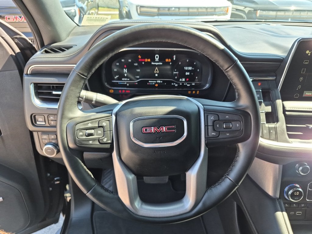 2024 GMC Yukon SLT