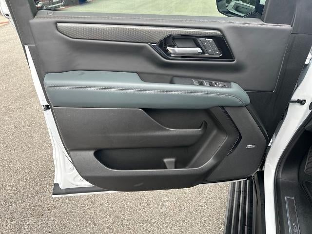 2025 GMC Yukon 4WD 4dr AT4