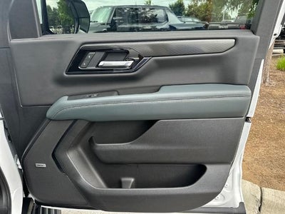 2025 GMC Yukon 4WD 4dr AT4