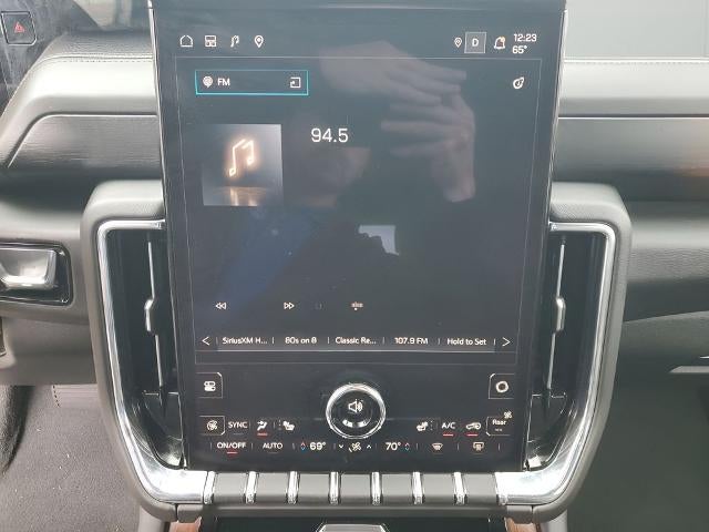 2025 GMC Yukon 4WD 4dr Denali