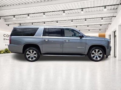 2018 GMC Yukon XL 4WD 4dr SLT