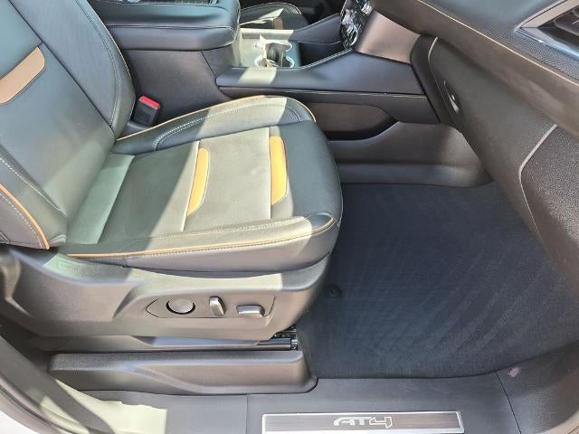 2023 GMC Yukon XL 4WD 4dr AT4