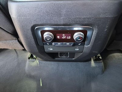 2023 GMC Yukon XL 4WD 4dr AT4