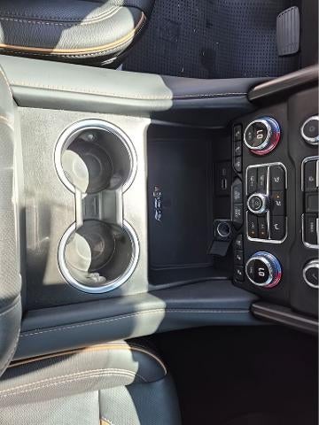 2022 GMC Yukon XL 4WD 4dr AT4