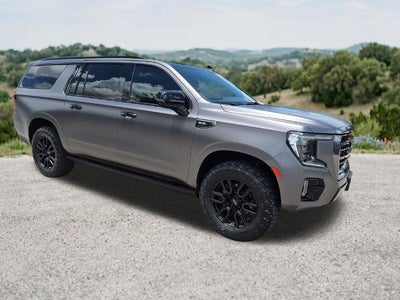 2023 GMC Yukon XL 4WD 4dr AT4