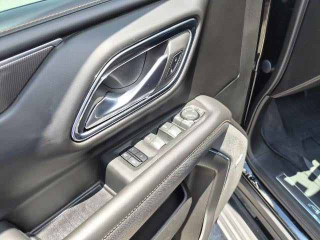 2023 GMC Yukon XL 4WD 4dr AT4