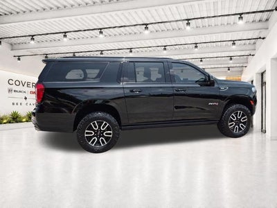 2022 GMC Yukon XL 4WD 4dr AT4