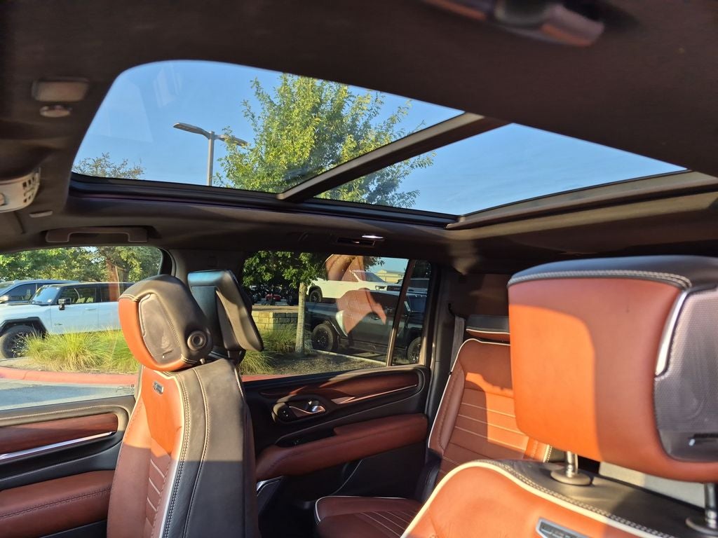 2023 GMC Yukon XL Denali Ultimate