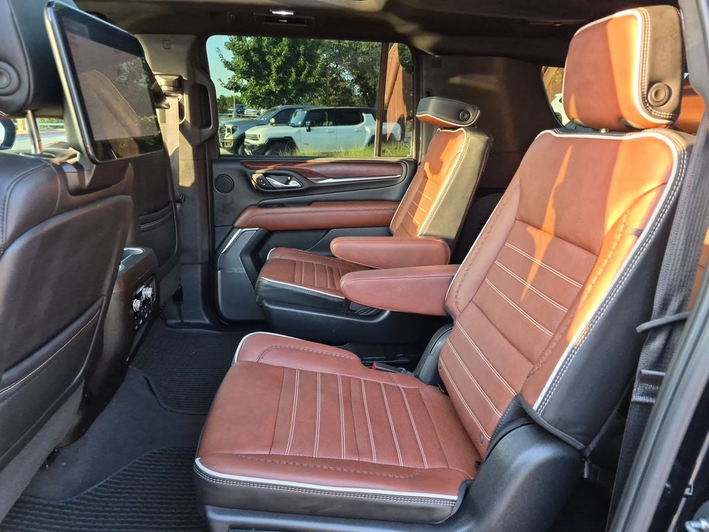 2023 GMC Yukon XL Denali Ultimate