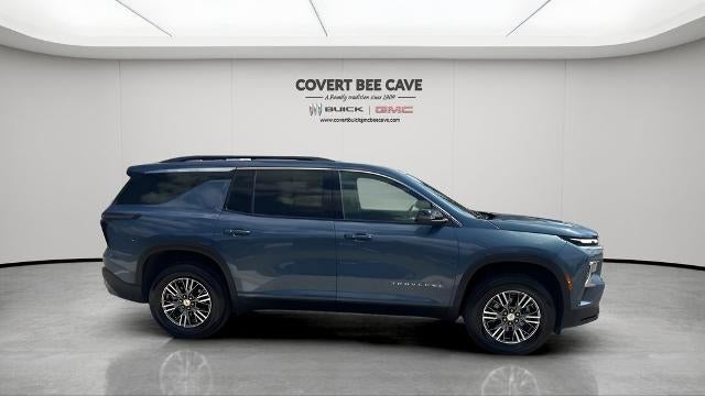 2025 Chevrolet Traverse LT w/1LT