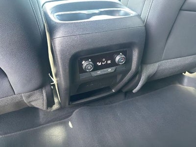 2025 Chevrolet Traverse LT w/1LT