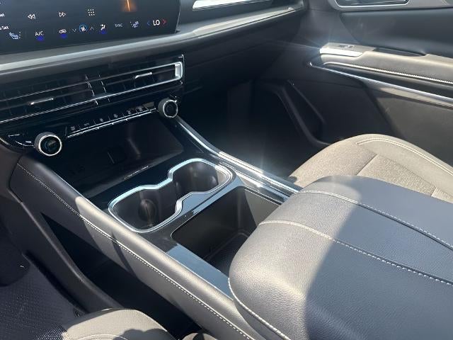 2025 Chevrolet Traverse LT w/1LT