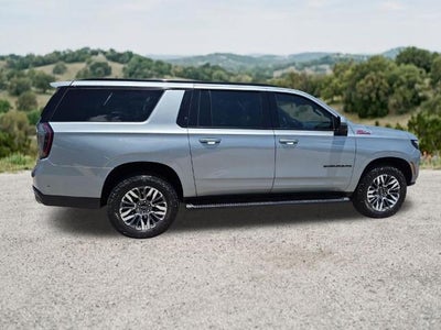 2025 Chevrolet Suburban 4WD Z71