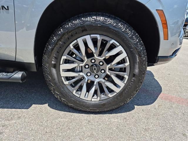 2025 Chevrolet Suburban 4WD Z71