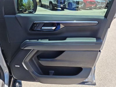 2025 Chevrolet Suburban 4WD Z71