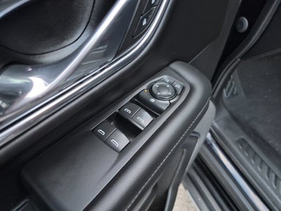 2023 Chevrolet Suburban LS
