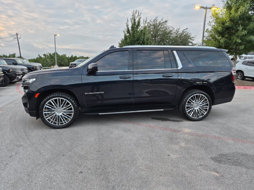 2023 Chevrolet Suburban LS