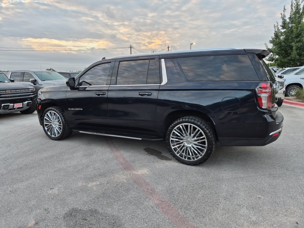 2023 Chevrolet Suburban LS