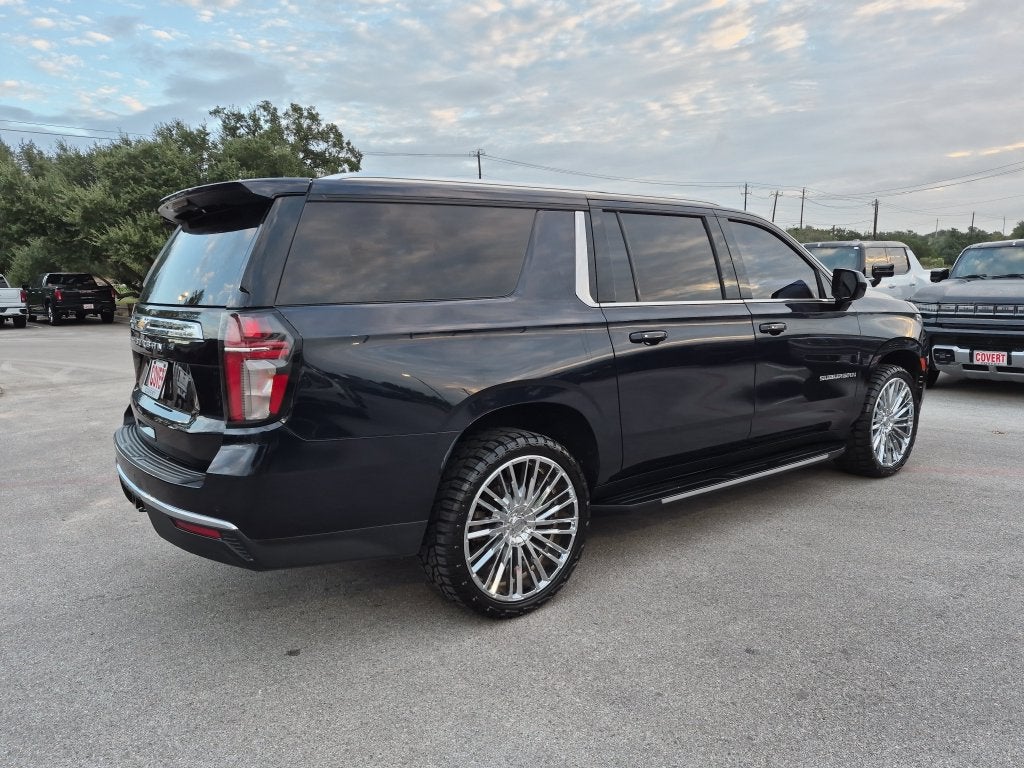 2023 Chevrolet Suburban LS