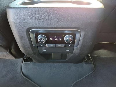 2022 Chevrolet Suburban 2WD RST