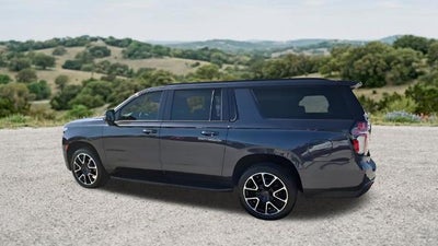 2022 Chevrolet Suburban 2WD RST