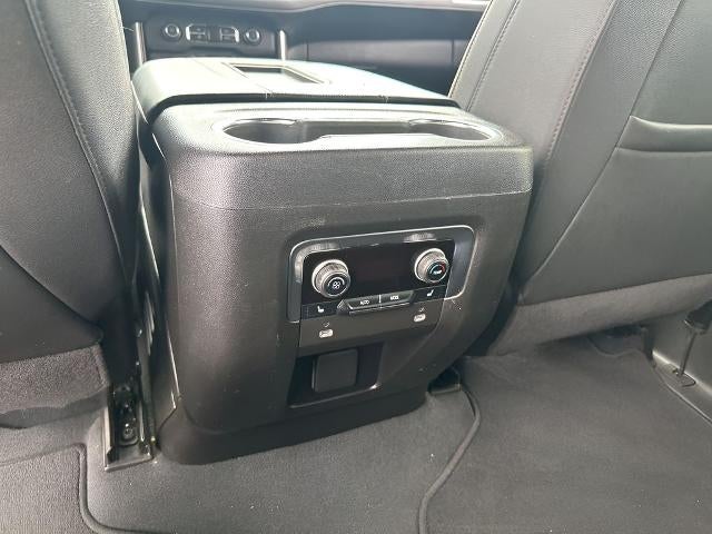 2023 Chevrolet Suburban 2WD Premier