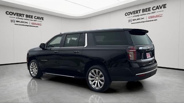 2023 Chevrolet Suburban 2WD Premier