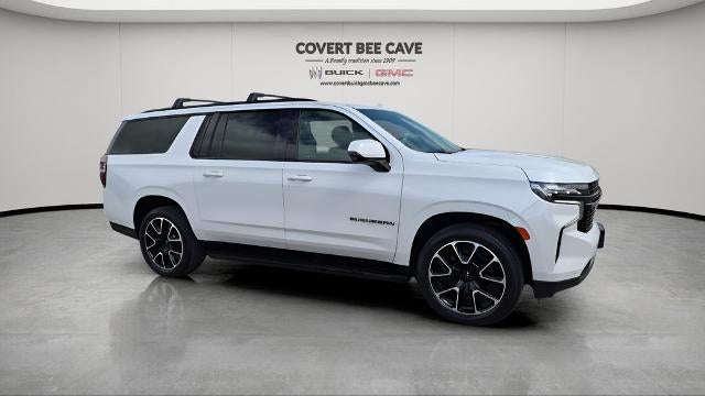 2023 Chevrolet Suburban 4WD RST