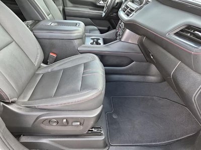 2023 Chevrolet Suburban 4WD RST