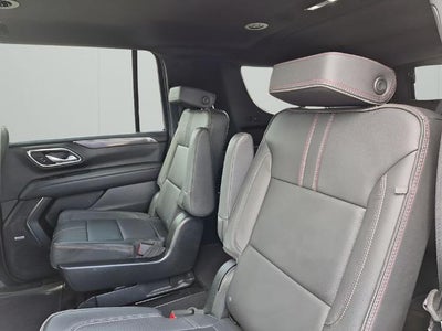 2023 Chevrolet Suburban 4WD RST