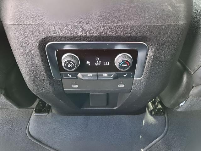 2023 Chevrolet Suburban 4WD RST