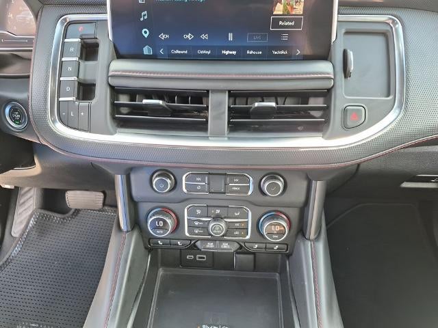 2023 Chevrolet Suburban 4WD RST