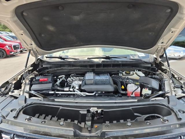 2023 Chevrolet Suburban 4WD Premier