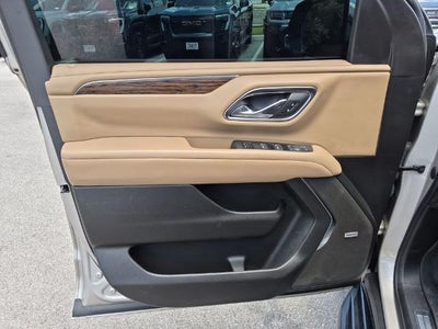 2023 Chevrolet Suburban 4WD Premier