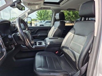 2018 GMC Sierra 2500 HD Crew Cab Standard Box 4-Wheel Drive Denali