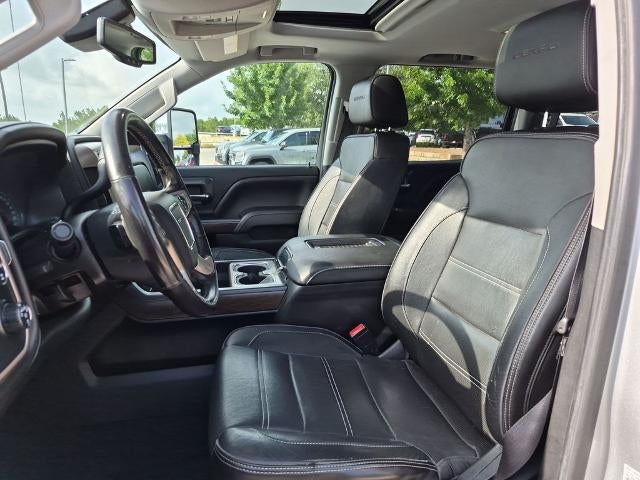2018 GMC Sierra 2500 HD Crew Cab Standard Box 4-Wheel Drive Denali