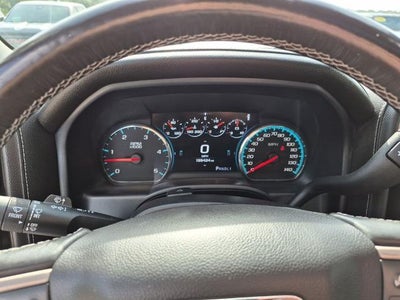2018 GMC Sierra 2500 HD Crew Cab Standard Box 4-Wheel Drive Denali