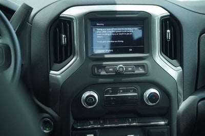 2024 GMC Sierra 2500 HD Crew Cab Long Box 4-Wheel Drive Pro