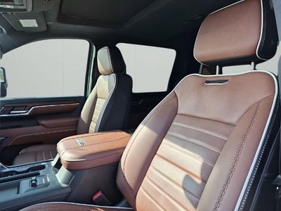 2024 GMC Sierra 3500HD Crew Cab Standard Box 4-Wheel Drive Denali Ultimate