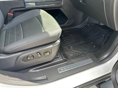 2026 GMC HUMMER EV Pickup e4WD Crew Cab 2X w/3VL