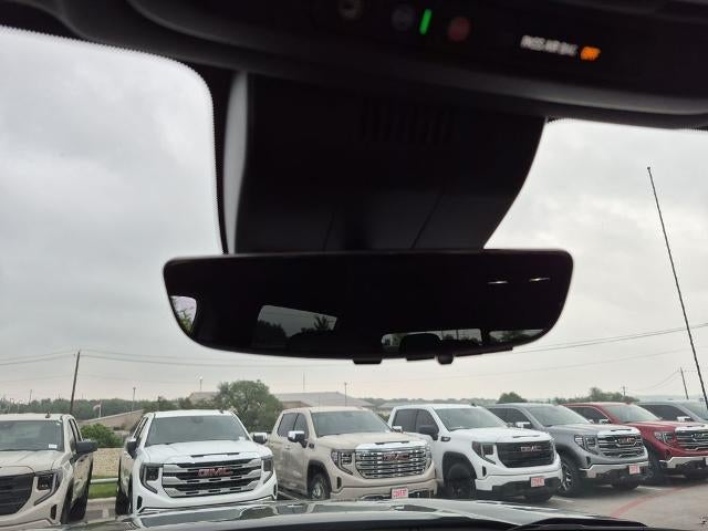 2022 GMC Sierra 1500 Crew Cab Standard Box 4-Wheel Drive AT4