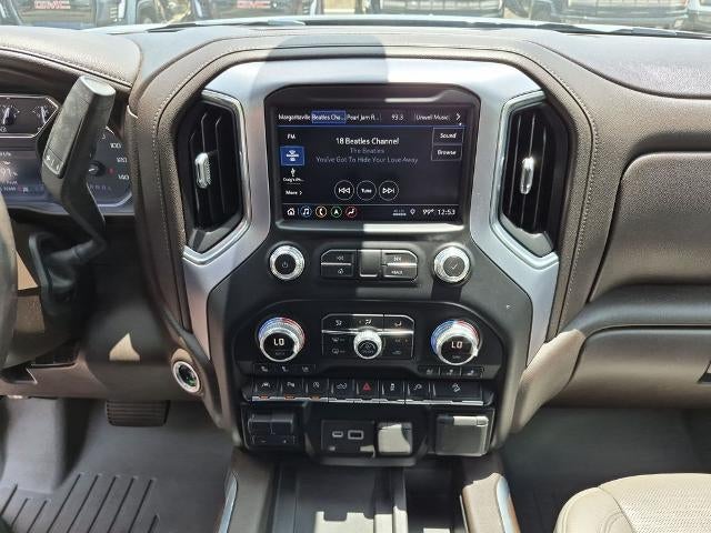 2019 GMC Sierra 1500 Crew Cab Short Box 4-Wheel Drive SLT