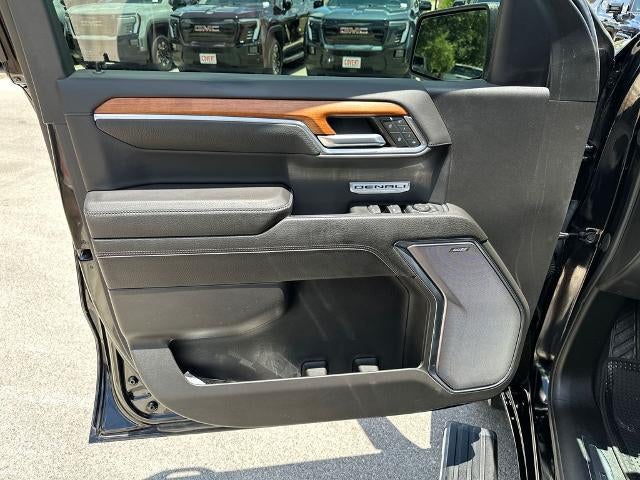 2022 GMC Sierra 1500 Crew Cab Short Box 4-Wheel Drive Denali