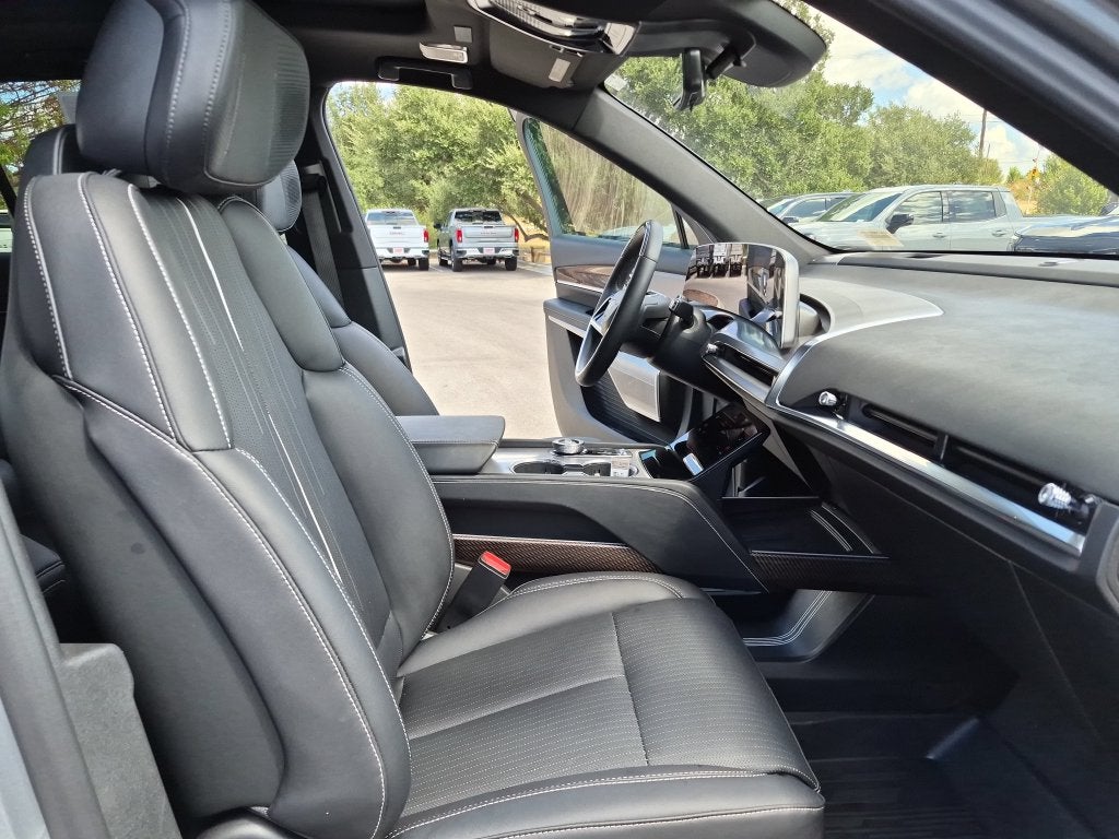 2026 Cadillac VISTIQ Sport