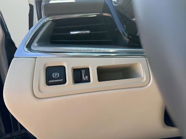 2017 Cadillac XT5 FWD 4dr Luxury