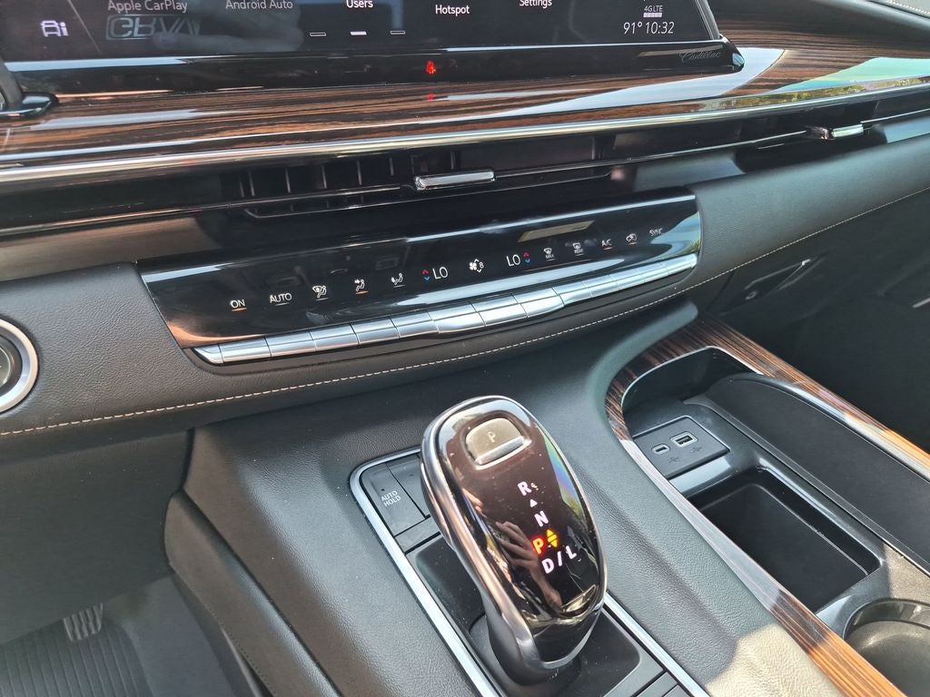 2022 Cadillac Escalade Premium Luxury