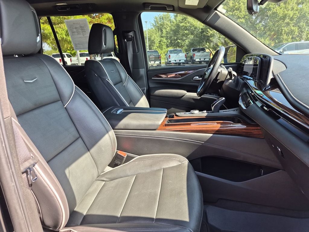 2022 Cadillac Escalade Premium Luxury