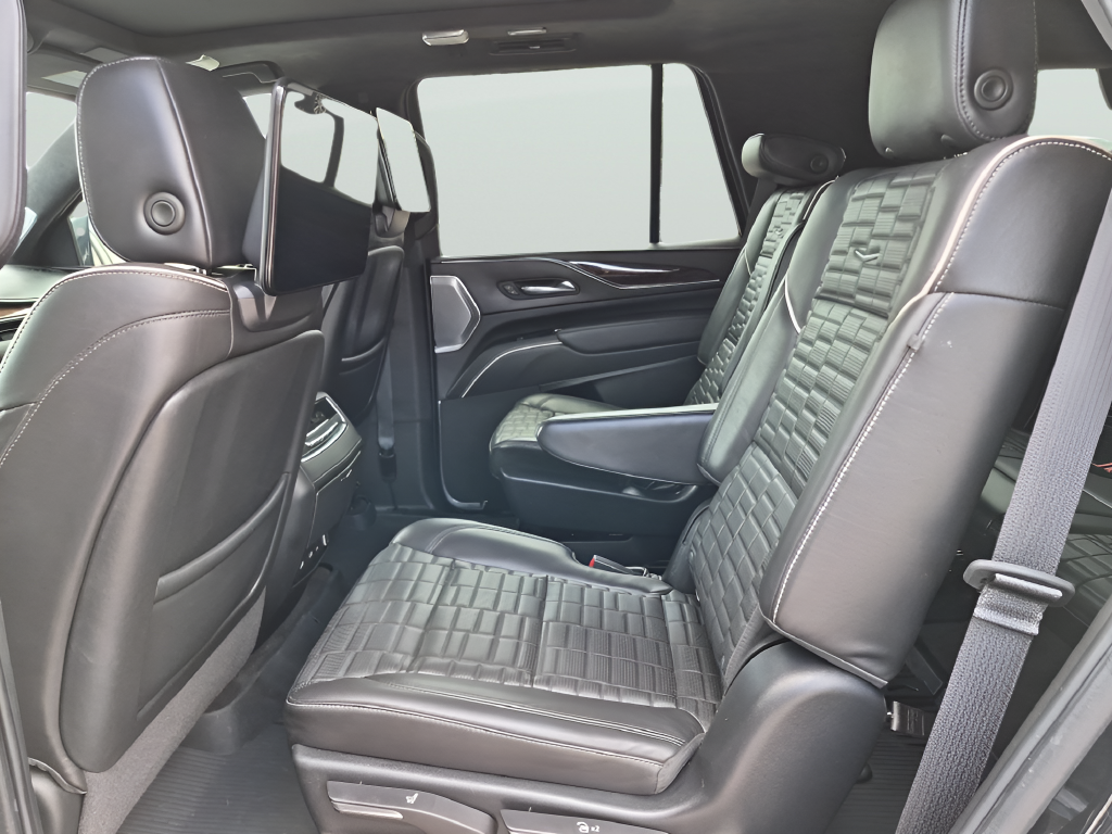 2022 Cadillac Escalade Premium Luxury Platinum